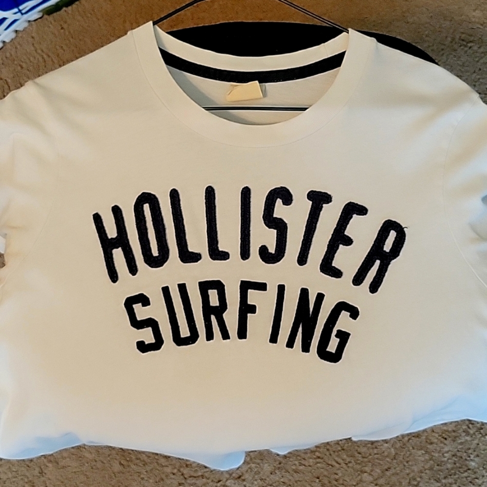 Hollister Surfing Shirt